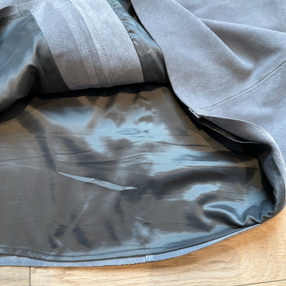 REISS Enya Suede Mini Skirt - Picture 13 of 16